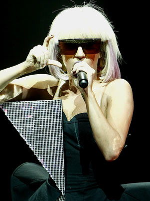 Lady Gaga deu preferência para a carreira em vez de casamento
